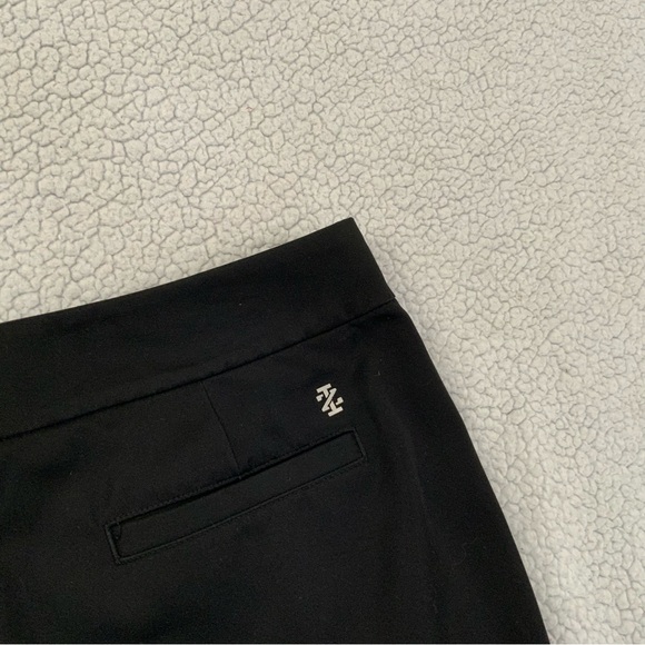Izod Golf Bermuda Shorts Womens Size 12 Black Flat Front Athletic Performance - Picture 4 of 11
